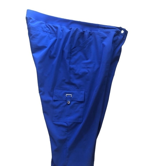 Chico’s Zenergy Cargo Capri~Pedal Pusher Sporty Pant Sz 3/16 Royal Blue Pull On - Picture 2 of 5